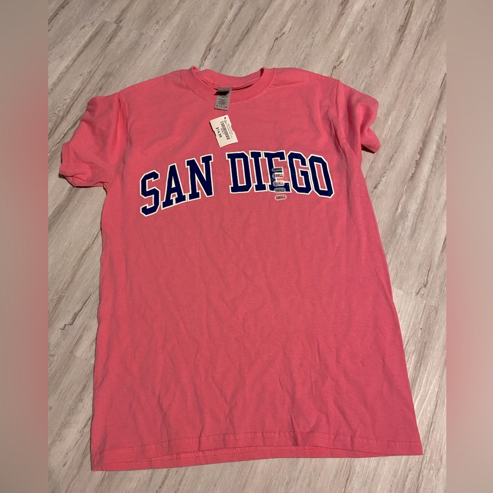NWT Gilman San Diego small t-shirt pink